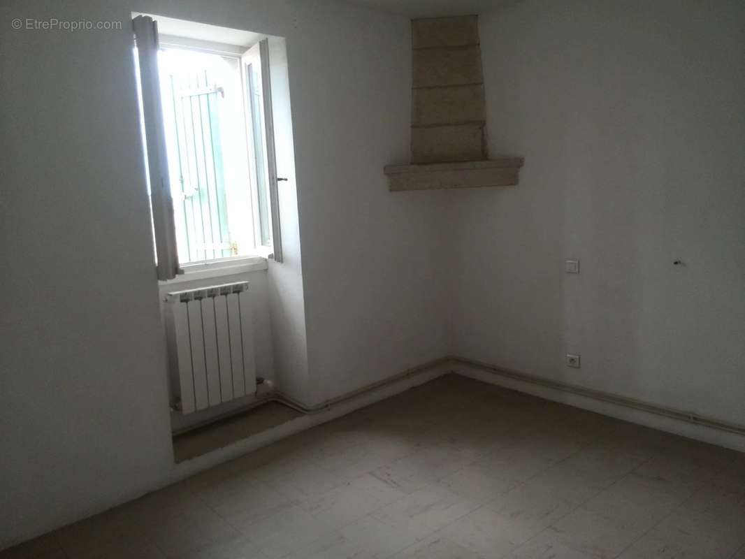 Appartement à BEAUCAIRE