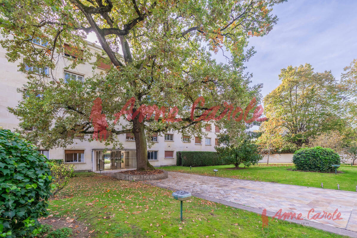 Appartement à FONTENAY-SOUS-BOIS