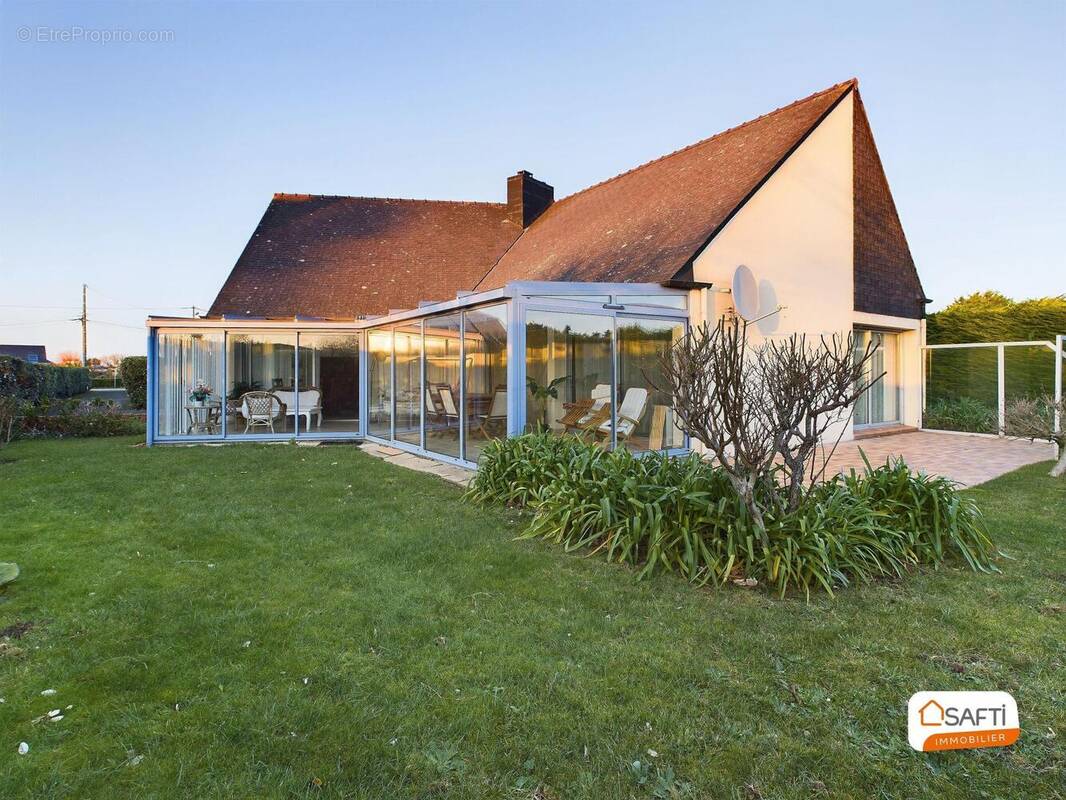 Photo 1 - Maison à SANTEC