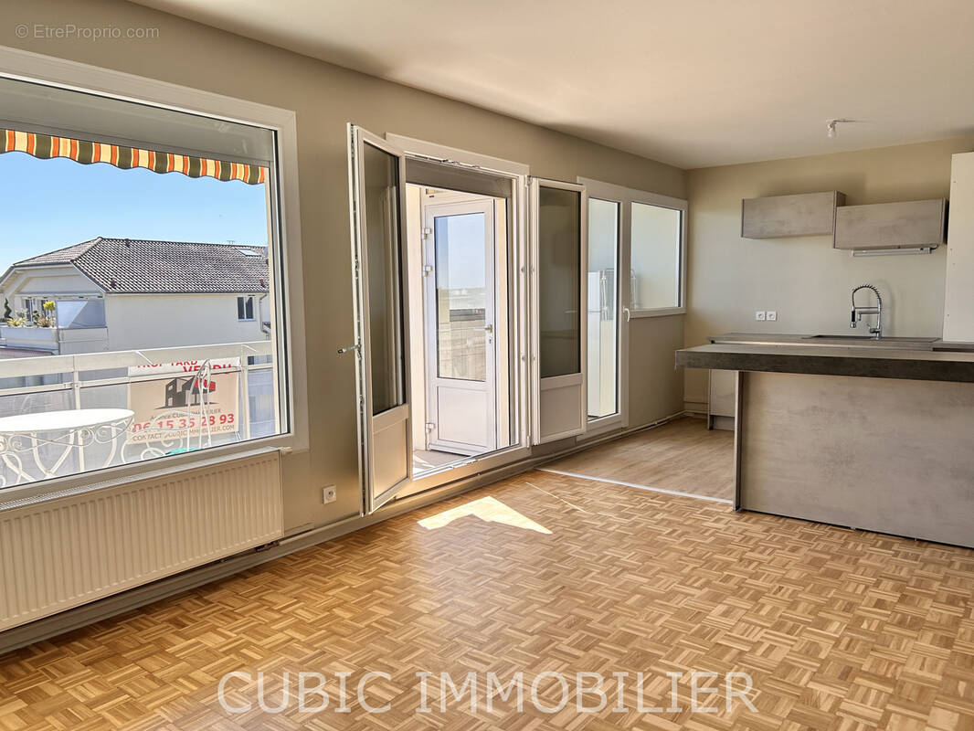 Appartement à VILLEFRANCHE-SUR-SAONE