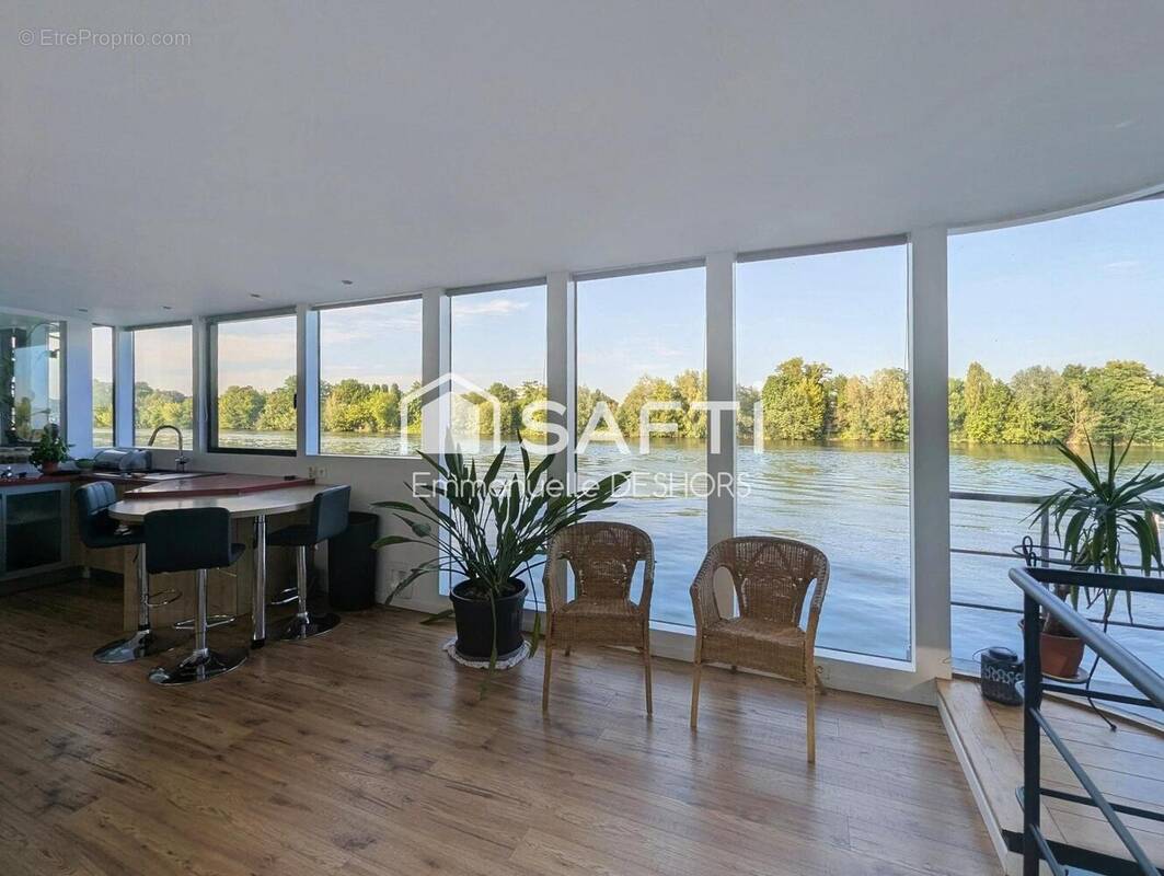 Photo 1 - Appartement à LE PORT-MARLY