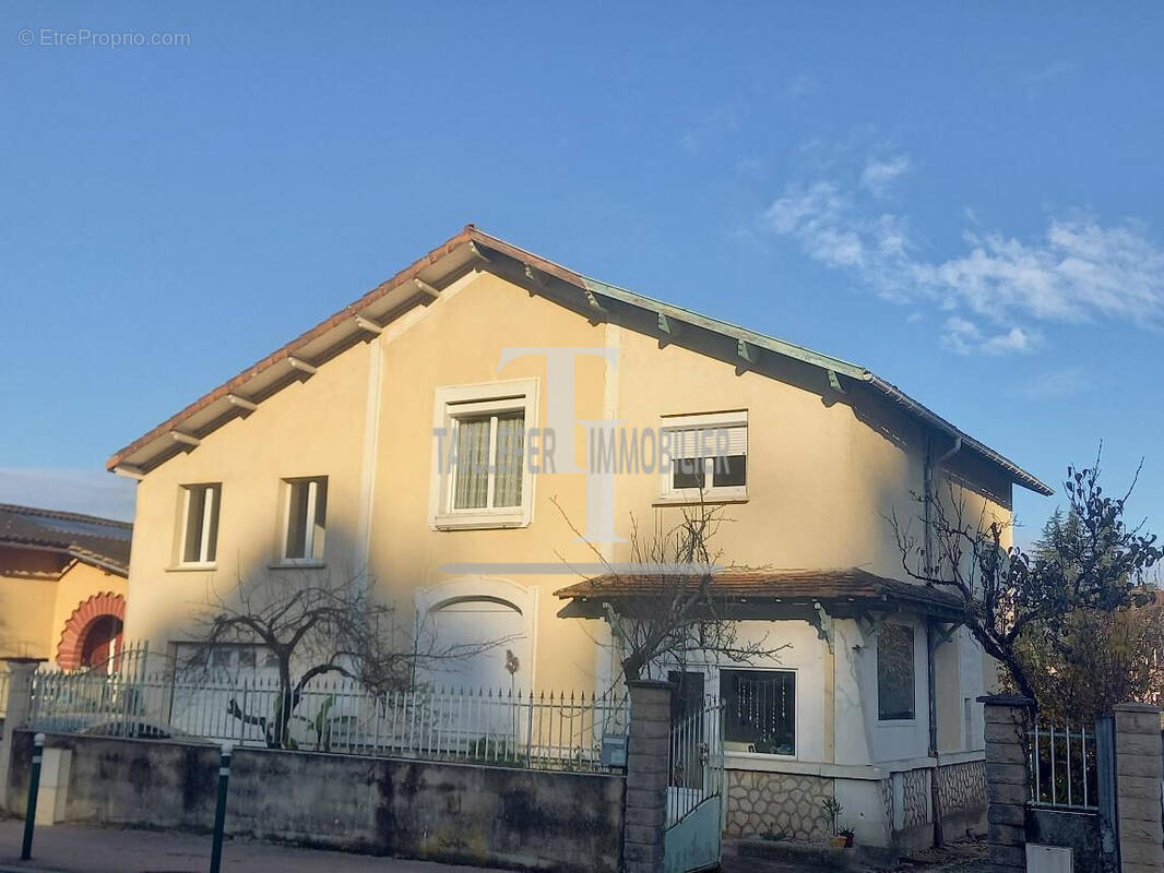 Maison à MARSAC-SUR-L&#039;ISLE