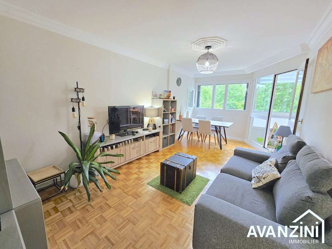 Appartement à CHAMPS-SUR-MARNE