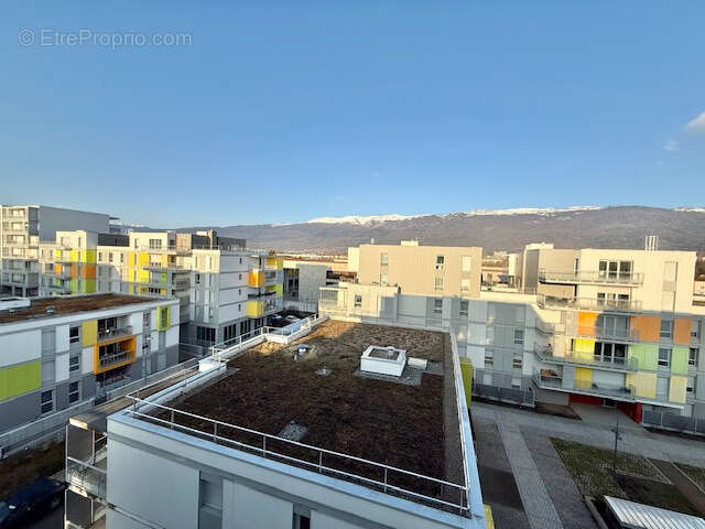 Appartement à SAINT-GENIS-POUILLY