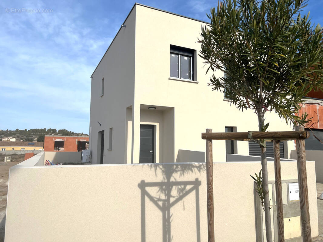 Maison à LESPIGNAN