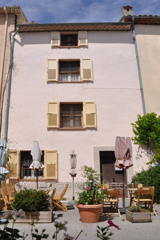 Maison à COURSEGOULES