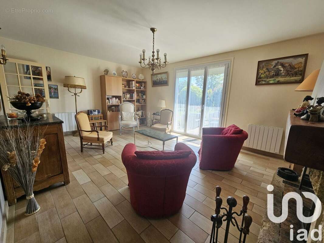 Photo 3 - Maison à LES ESSARTS-LE-ROI