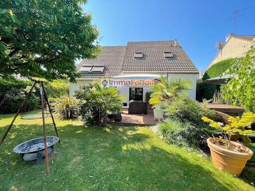 Maison à LE PLESSIS-TREVISE