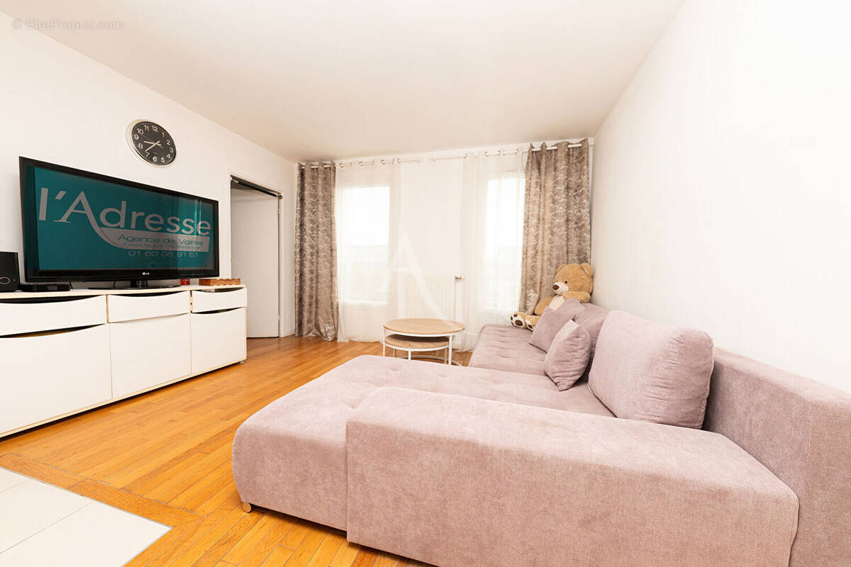 Appartement à VAIRES-SUR-MARNE