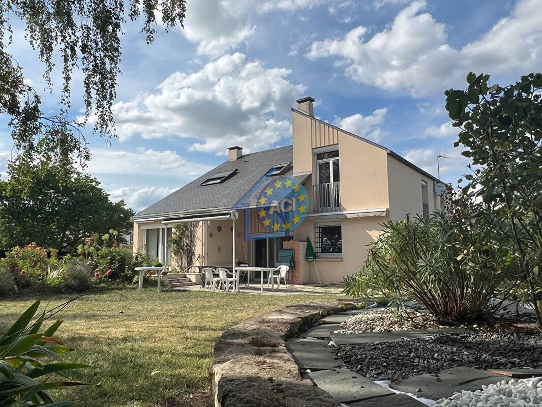 Maison à ROSNY-SUR-SEINE