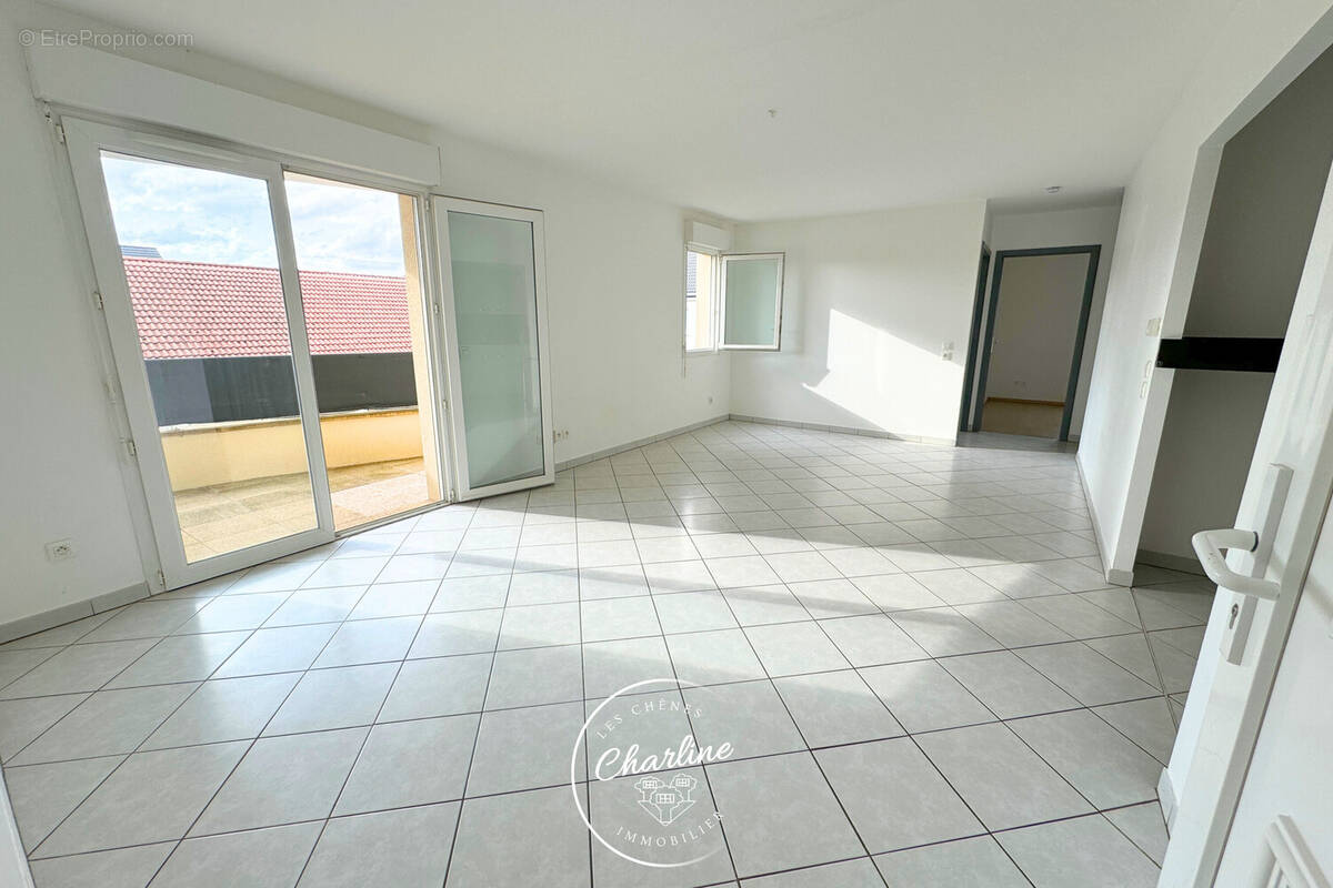 Appartement à AMNEVILLE