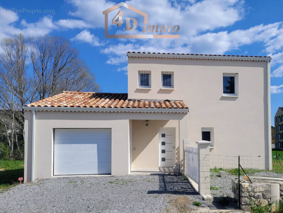 Maison à RUOMS