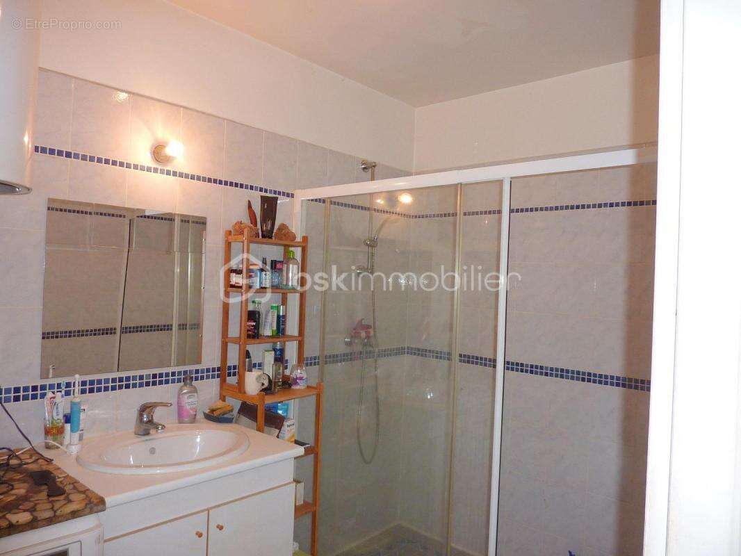 Appartement à CRAPONNE