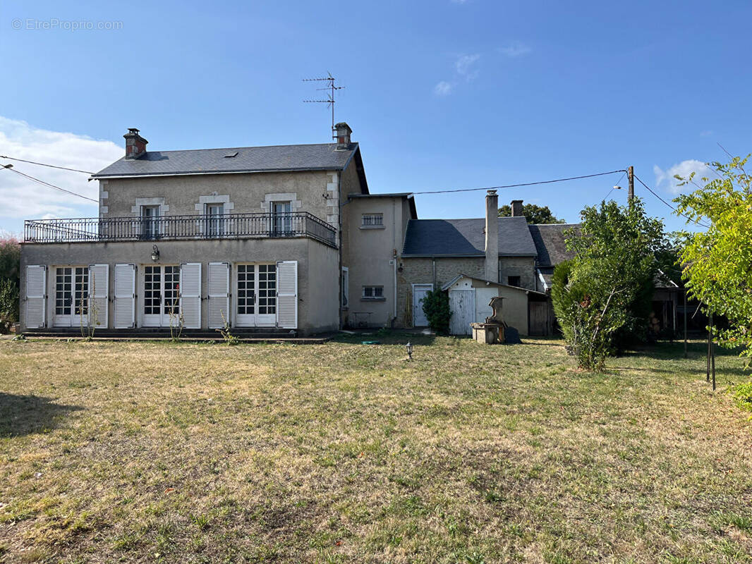 Maison à ITEUIL