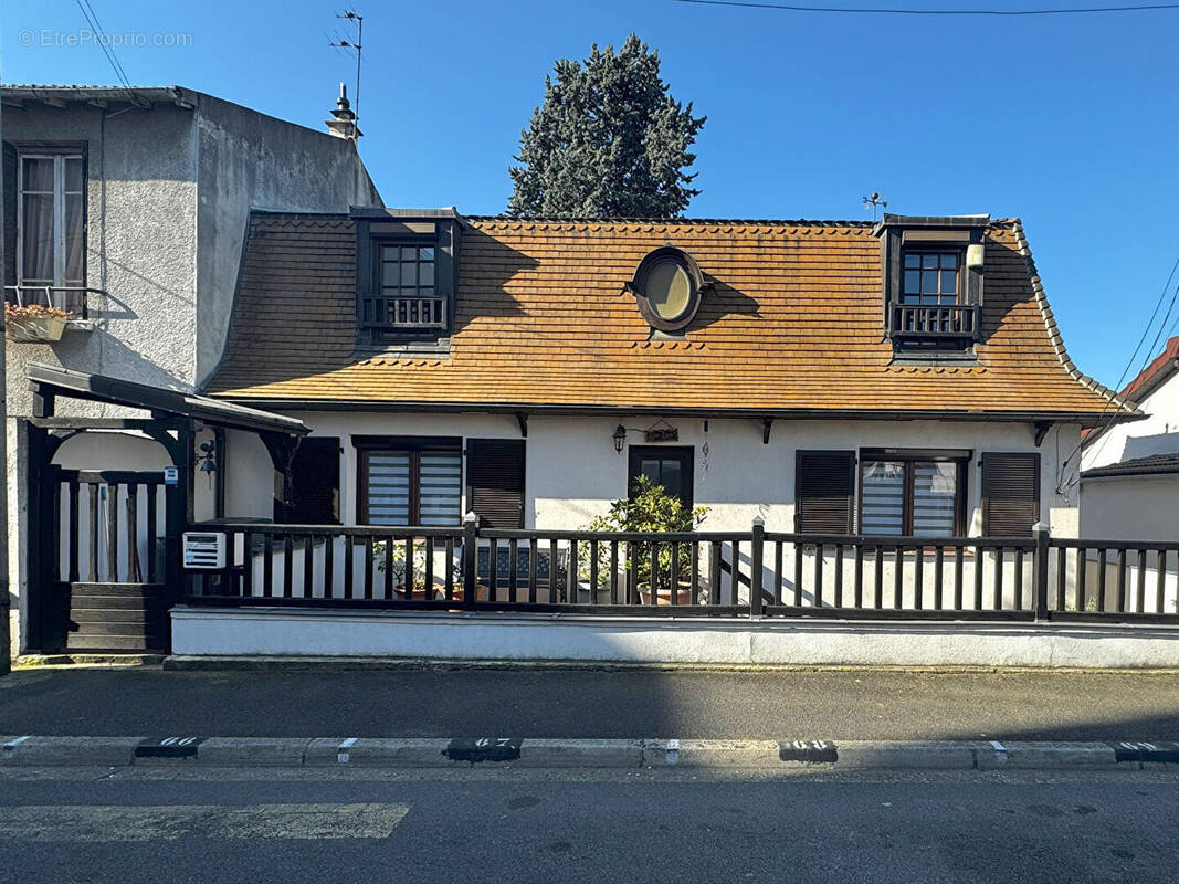Maison à BEZONS