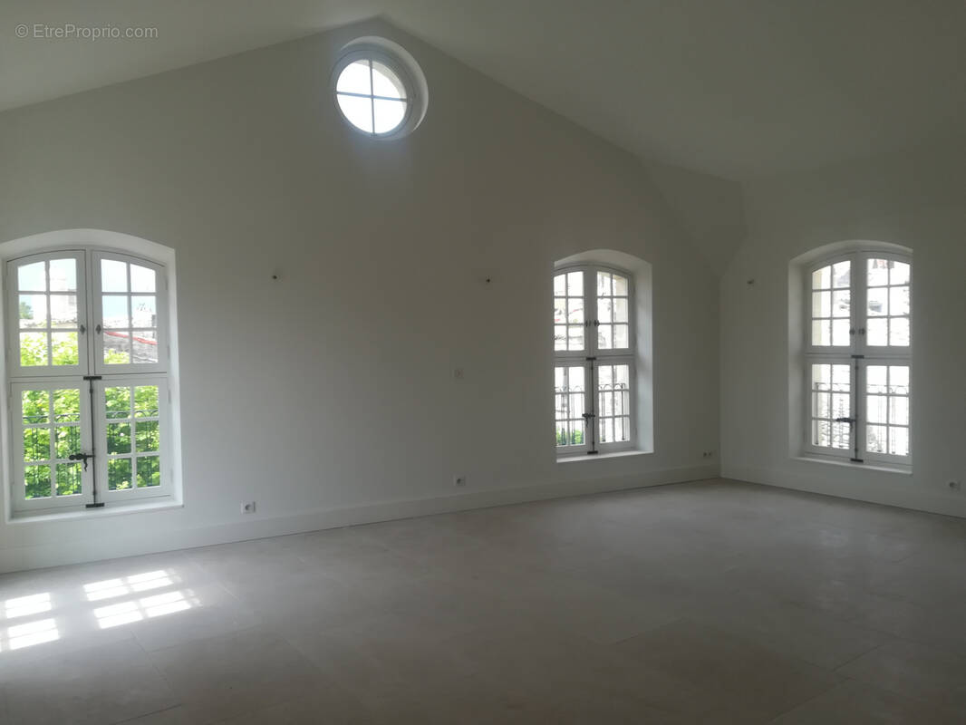 Appartement à UZES