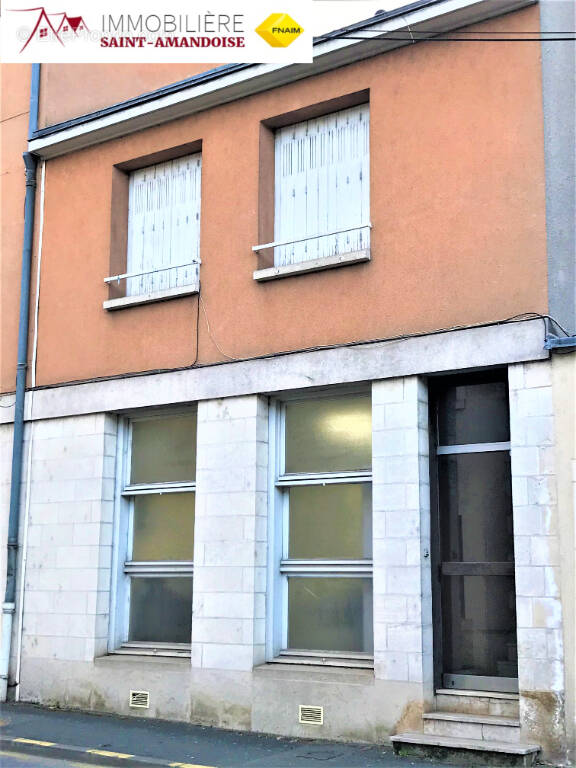 Appartement à SAINT-AMAND-MONTROND