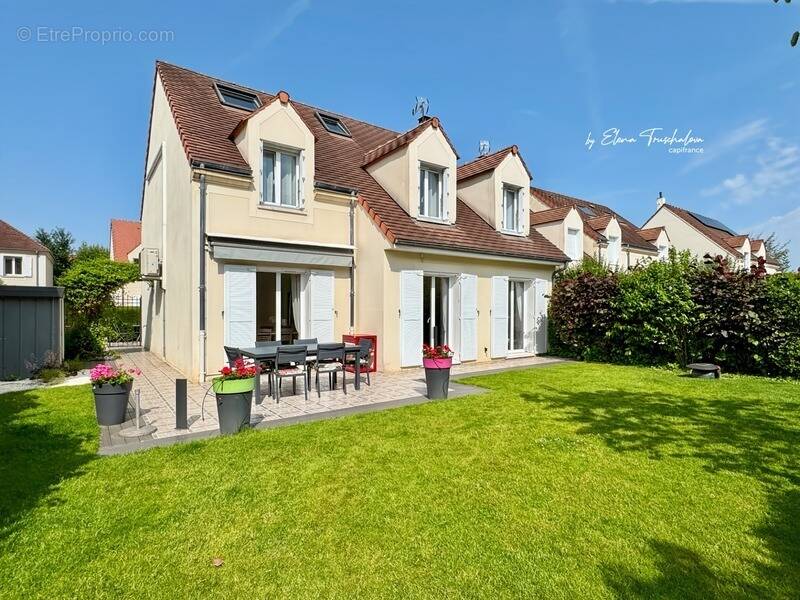 Maison à BUSSY-SAINT-GEORGES