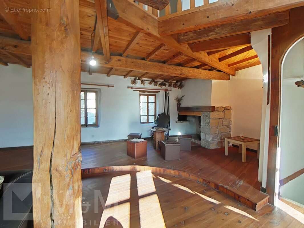 Maison à LUC-SUR-AUDE