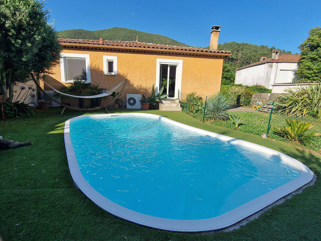 Maison à LES MAGES