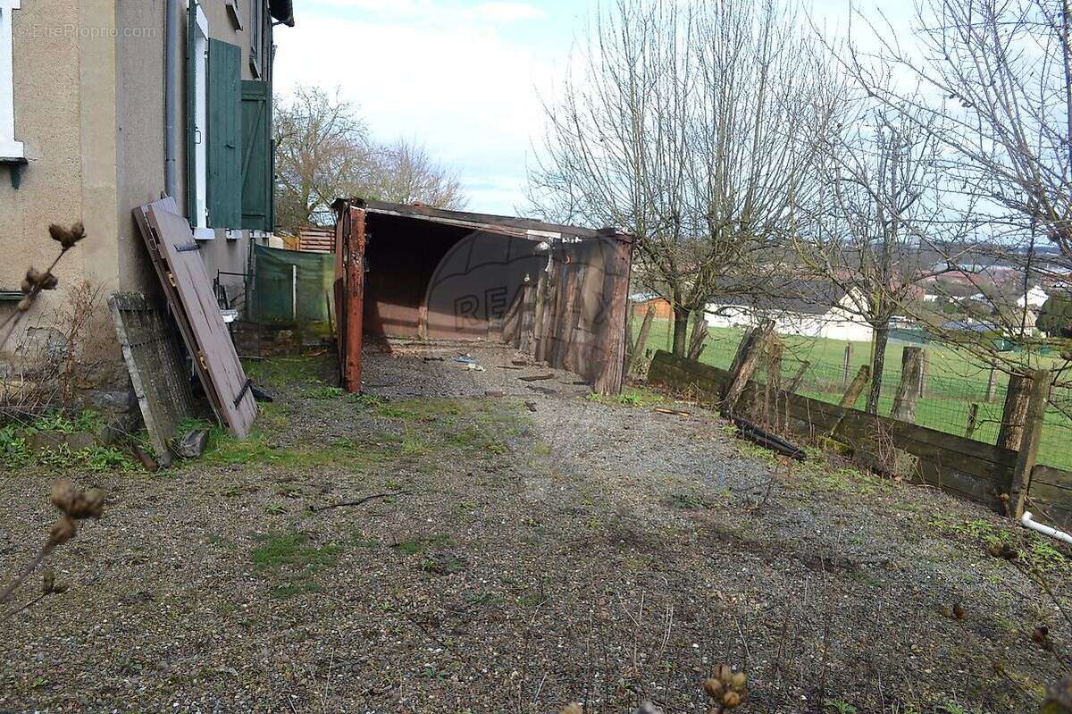 Appartement à CERCY-LA-TOUR