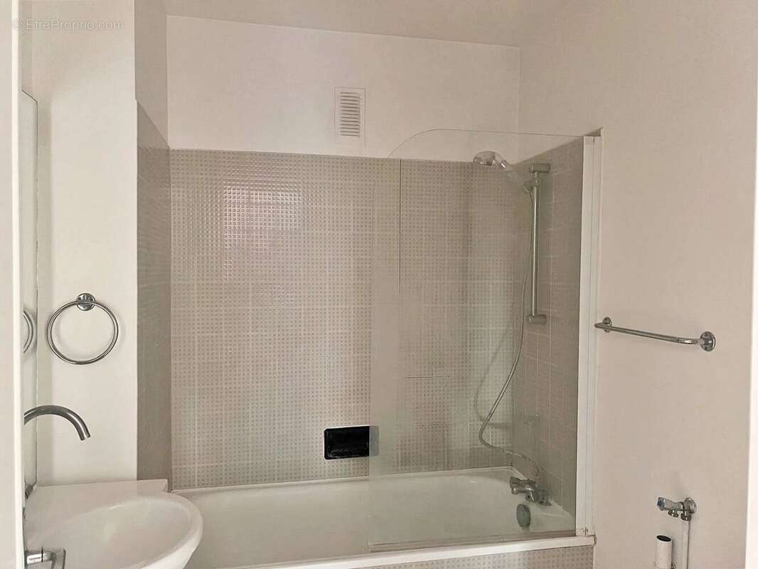 Appartement à SAINT-MAUR-DES-FOSSES