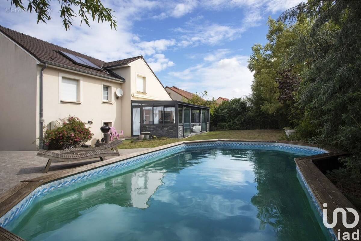 Photo 1 - Maison à BERTRANGE