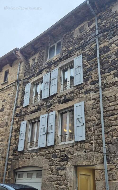 Maison à PRADELLES