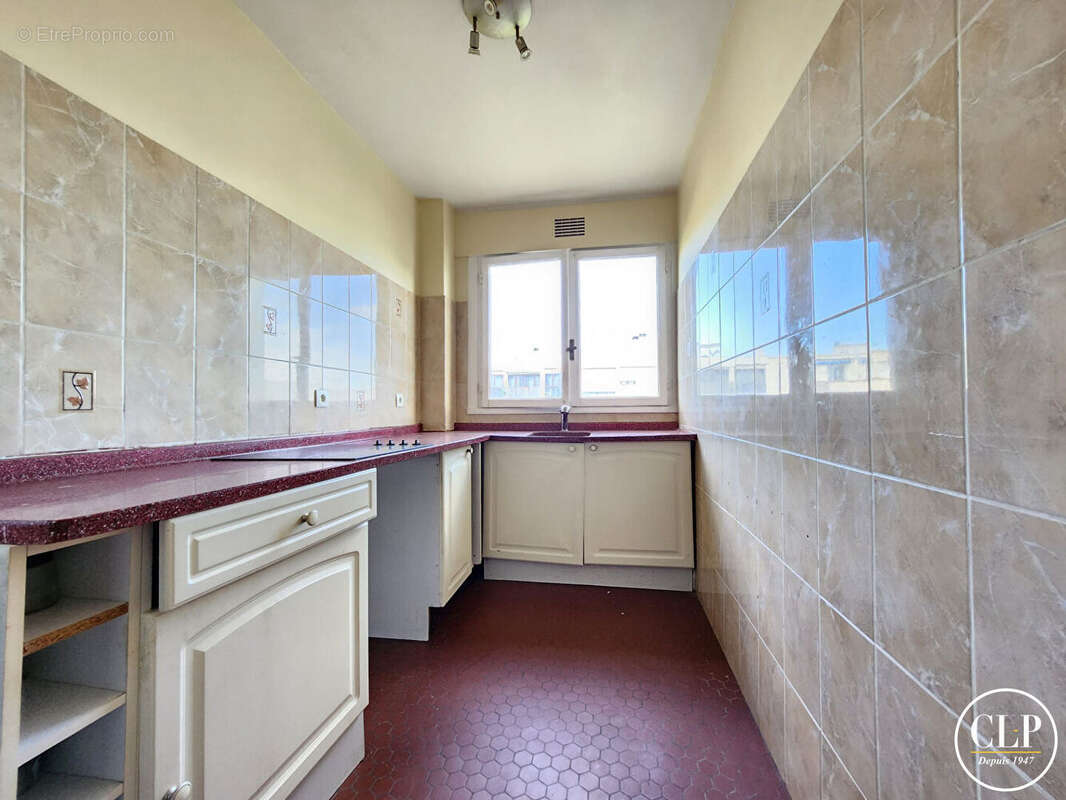 Appartement à FONTENAY-SOUS-BOIS