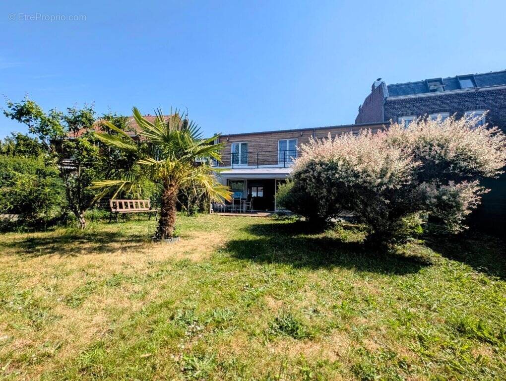 Maison à WAMBRECHIES
