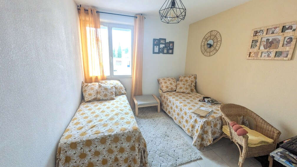 Appartement à SAINT-LAURENT-DE-LA-SALANQUE