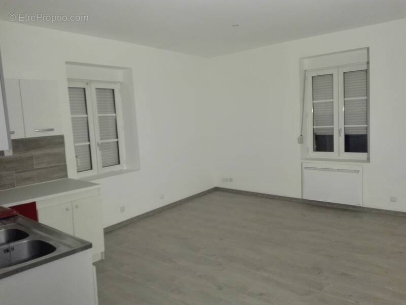 Appartement à GRAY