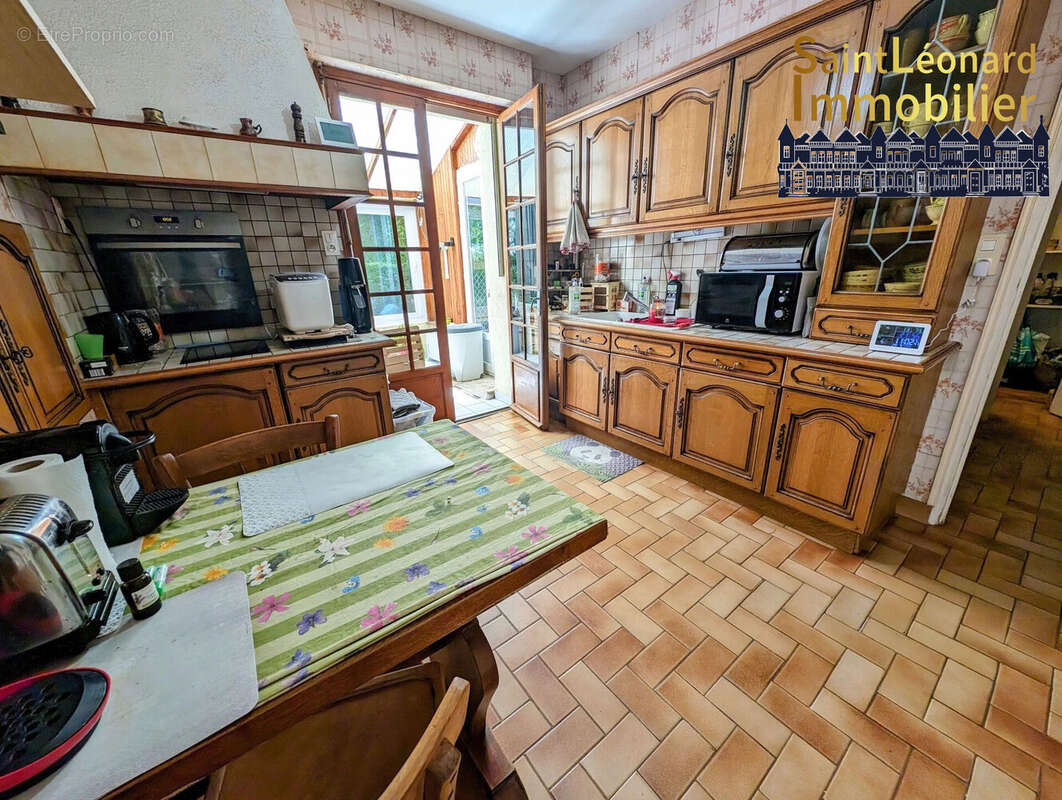 Maison à COMBOURTILLE