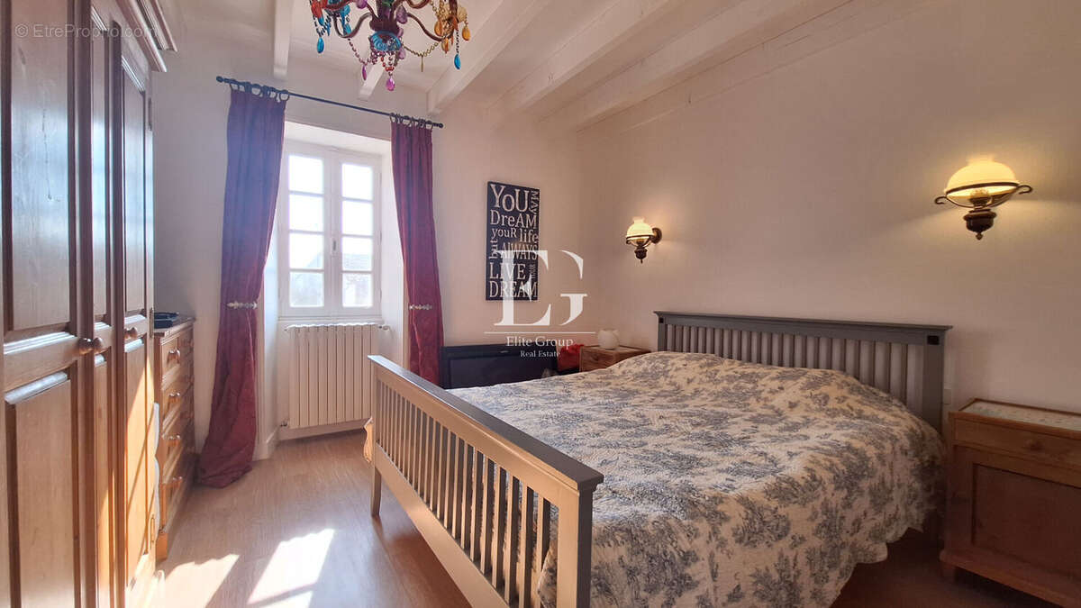 Maison à SEGONZAC