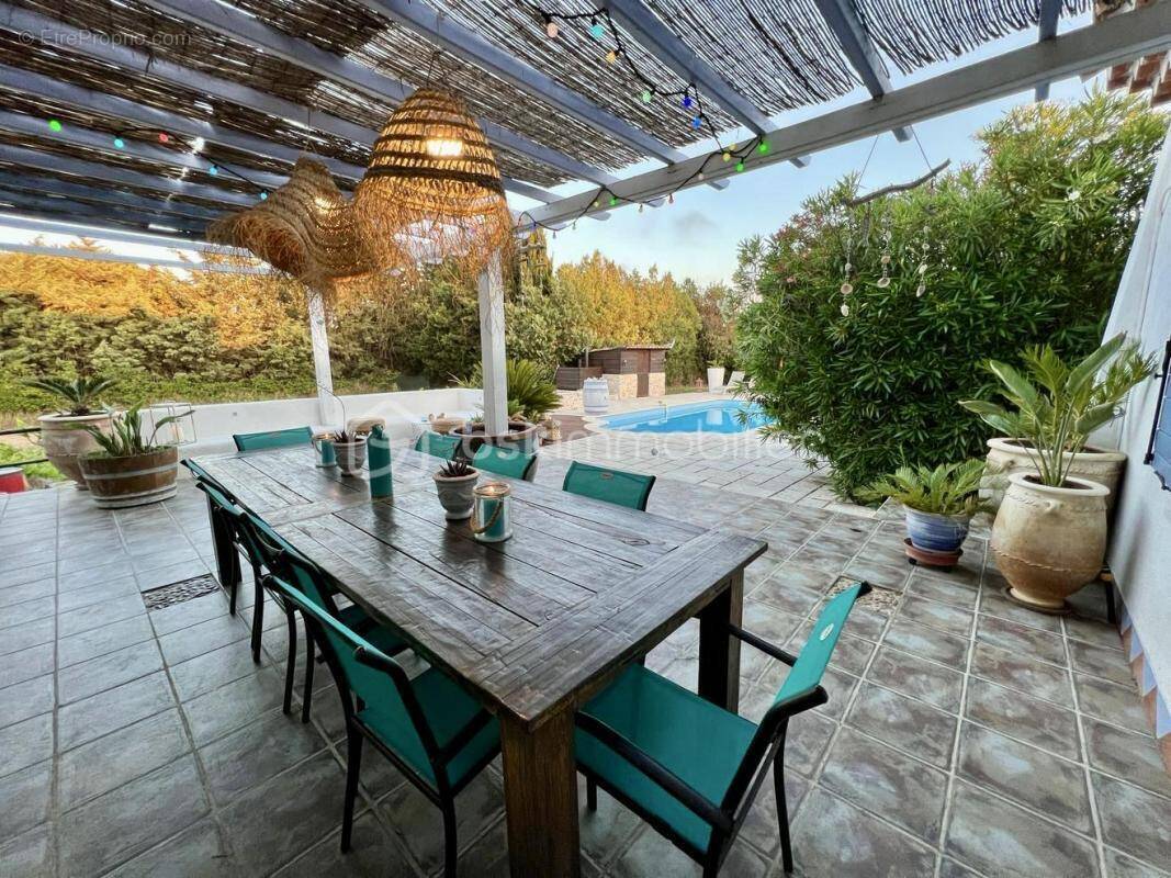 Maison à SAUSSET-LES-PINS