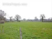 Terrain à BOURBON-L&#039;ARCHAMBAULT