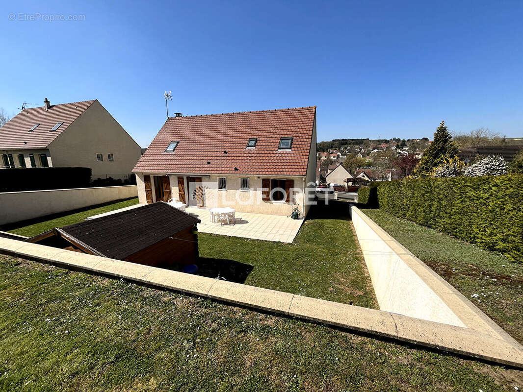 Maison à TESSANCOURT-SUR-AUBETTE