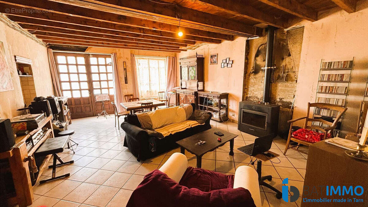 Maison à LABASTIDE-DE-LEVIS
