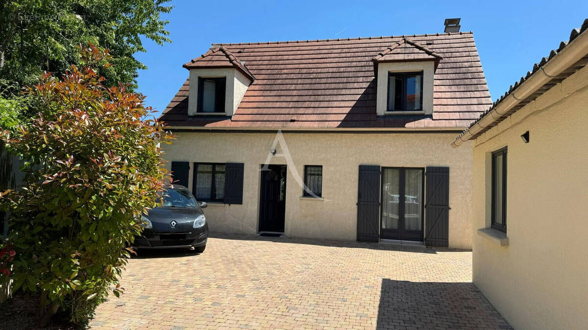 Maison à CHELLES