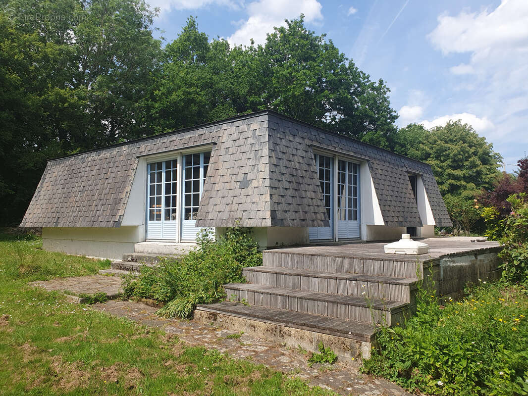 Maison à PONT-L&#039;EVEQUE