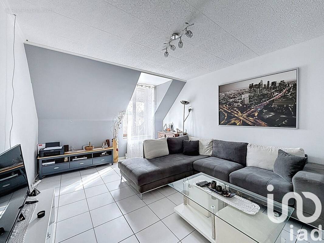 Photo 1 - Appartement à CHARVIEU-CHAVAGNEUX