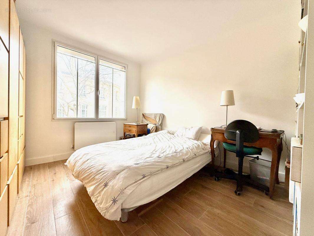 Appartement à PARIS-19E