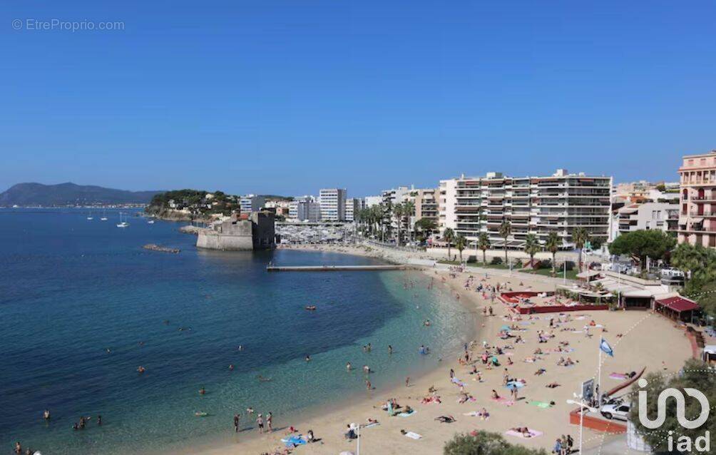 Photo 1 - Commerce à TOULON