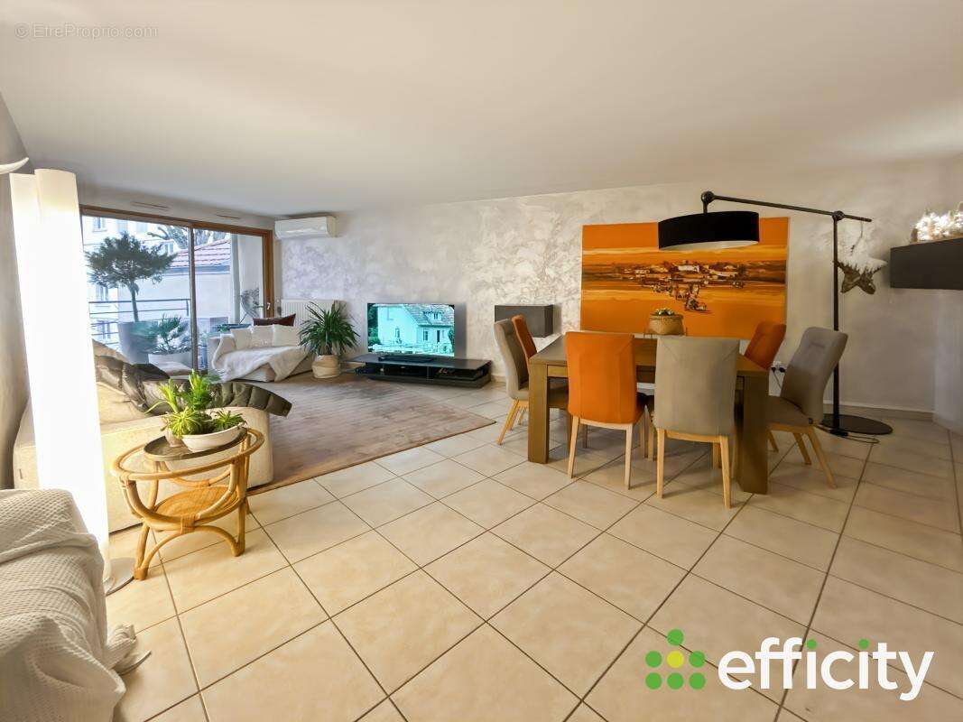 Appartement à TASSIN-LA-DEMI-LUNE