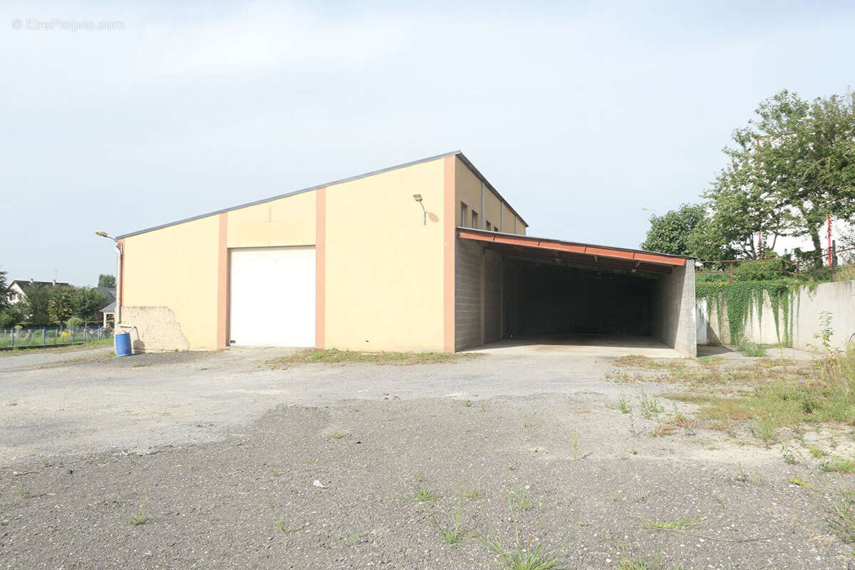 Commerce à PARIGNY