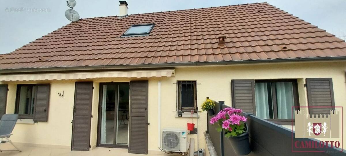 Maison à GALLARDON