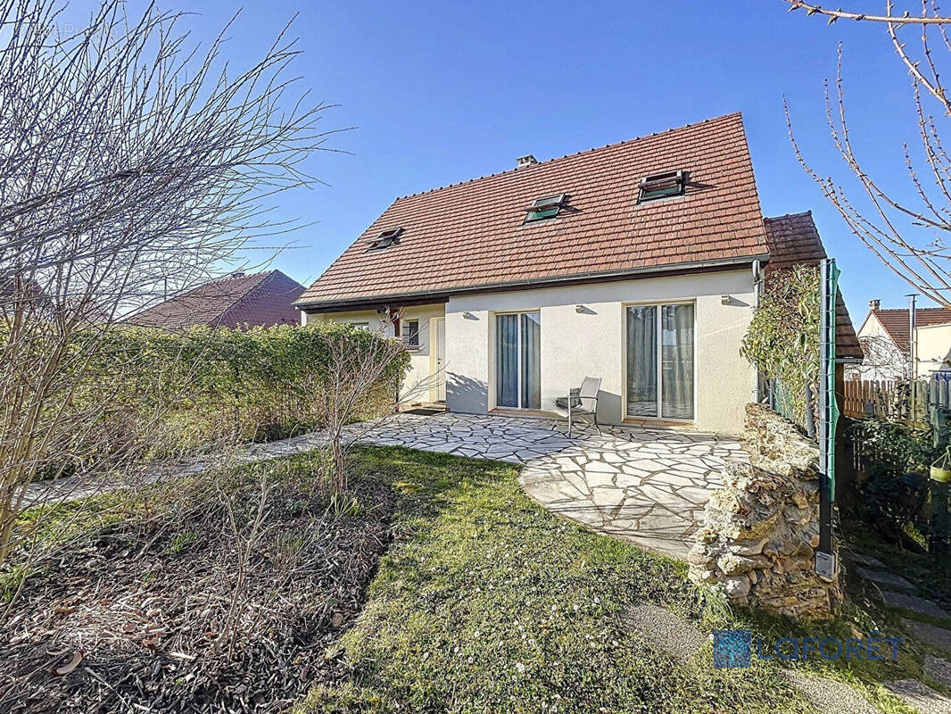 Maison à EGLY