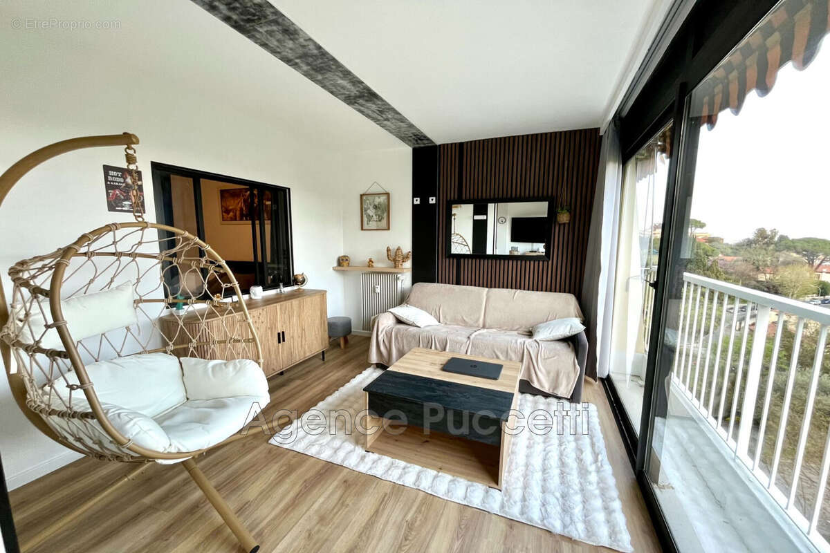 Appartement à VENCE