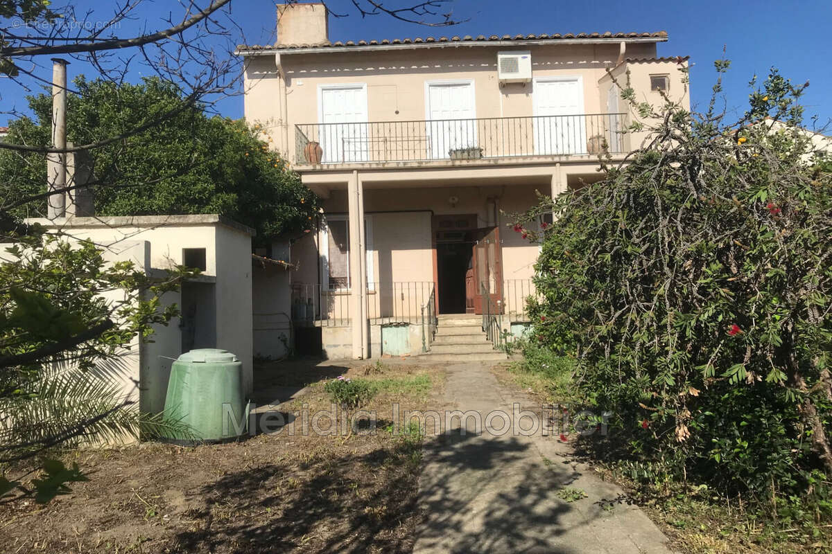 Maison à MILLAS