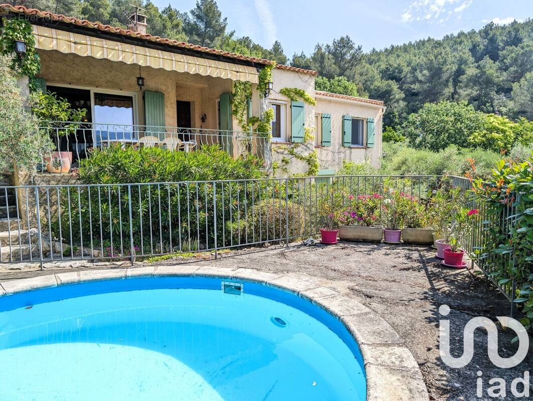 Photo 1 - Maison à SAINT-ZACHARIE